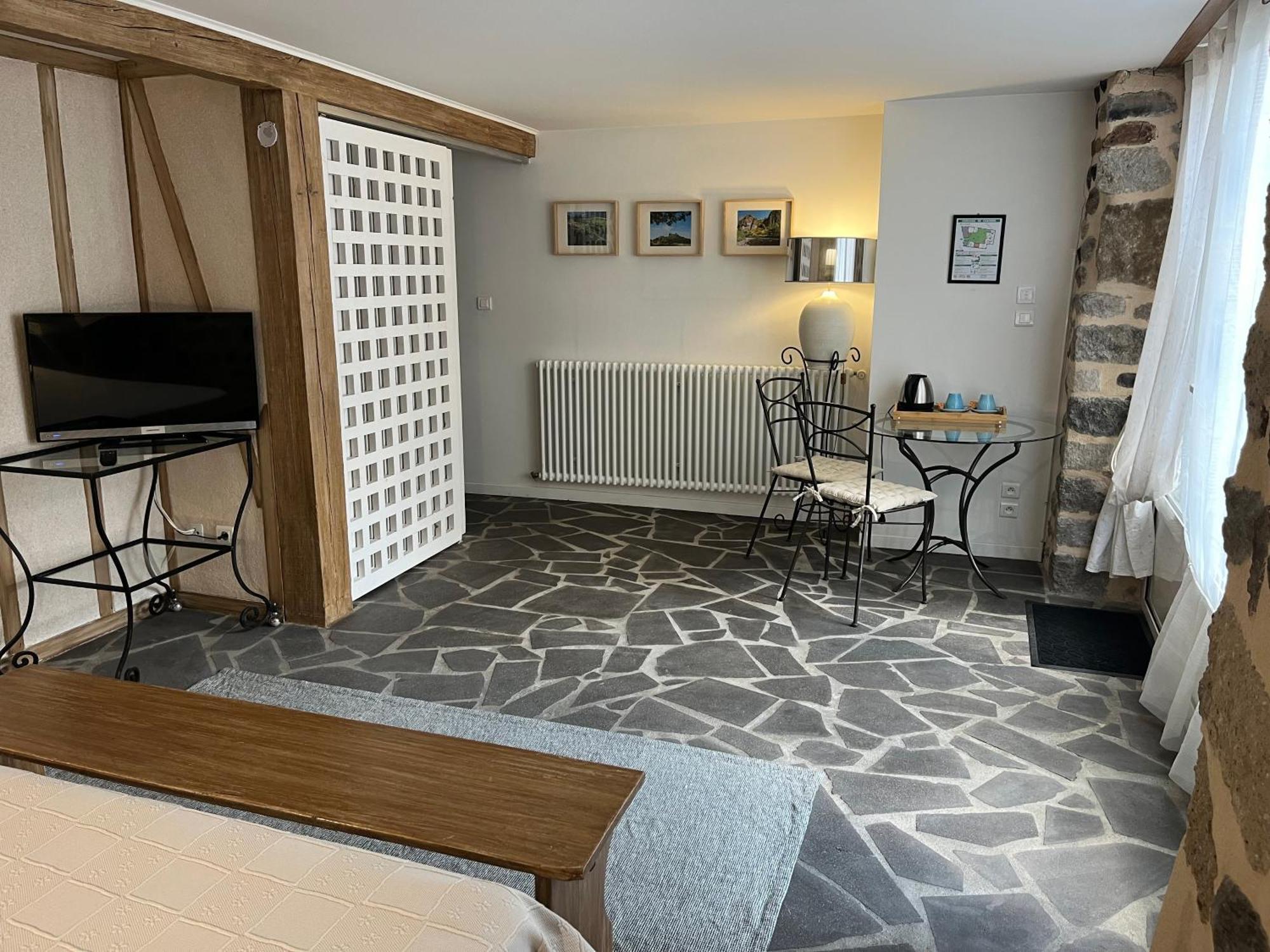 La Cour Carree Hotel Perrier Luaran gambar