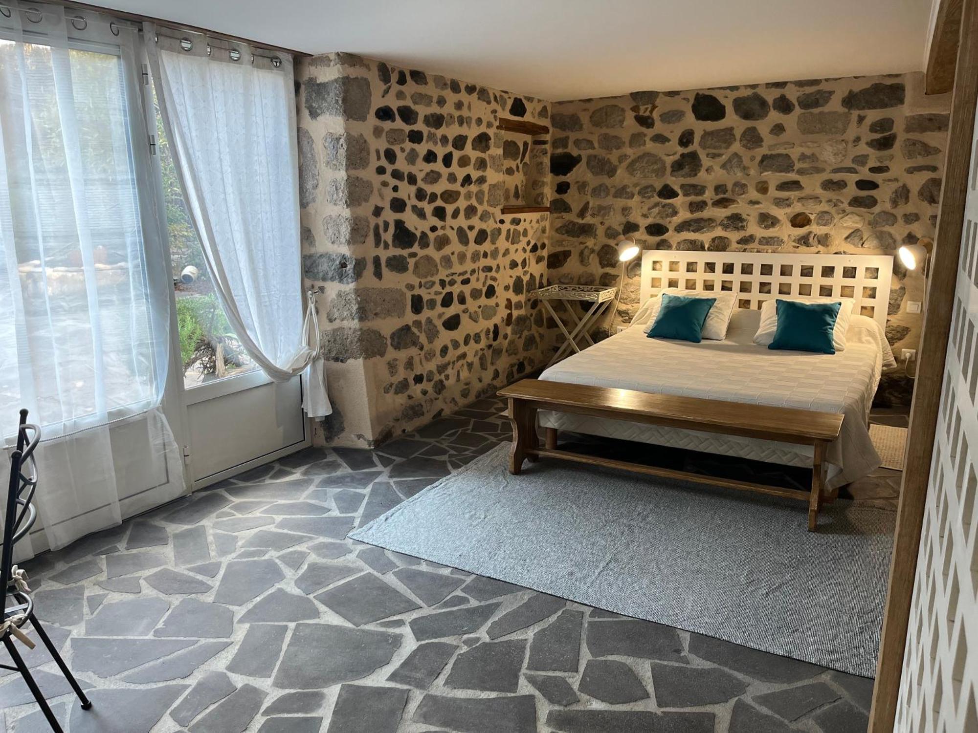 La Cour Carree Hotel Perrier Luaran gambar