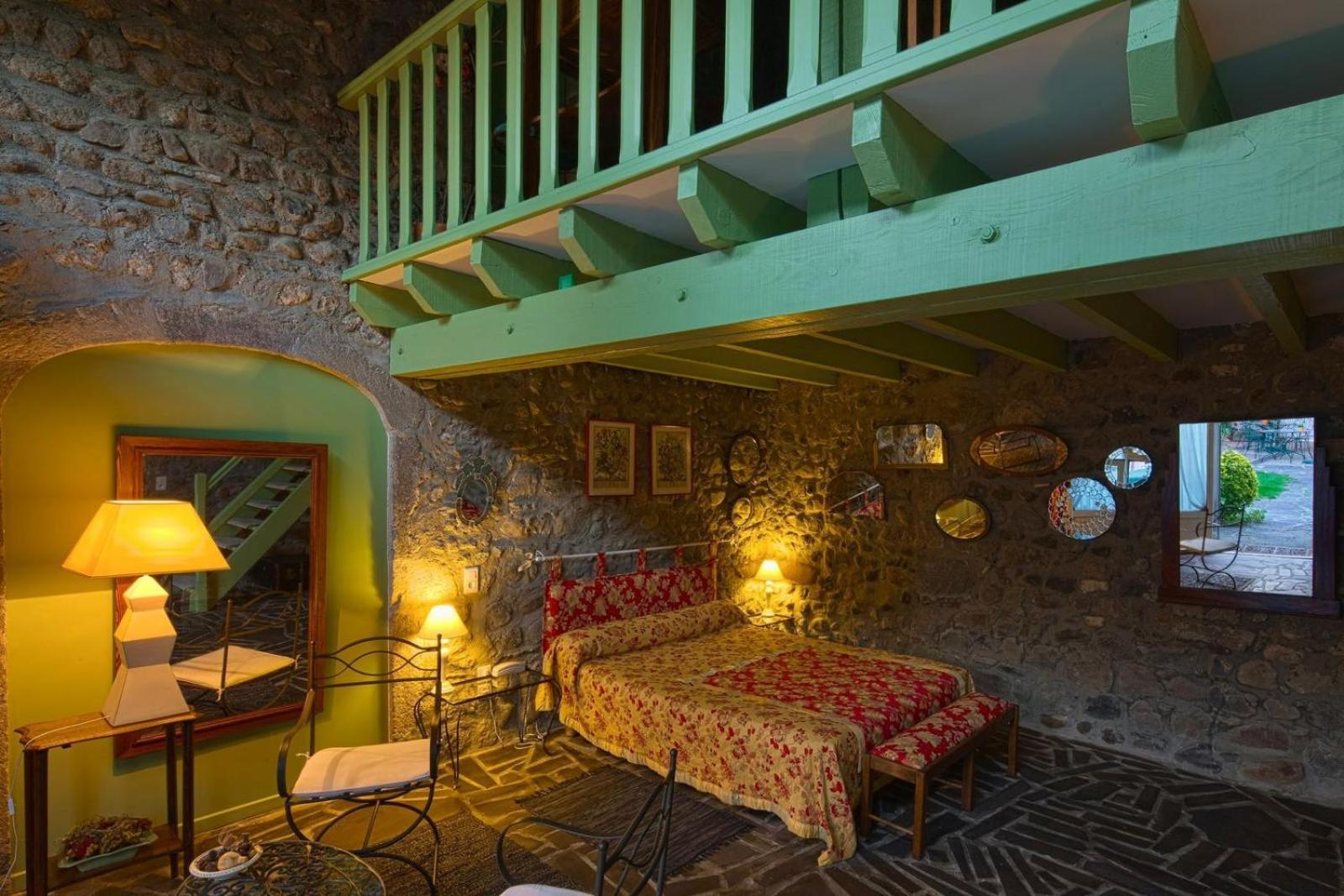 La Cour Carree Hotel Perrier Luaran gambar